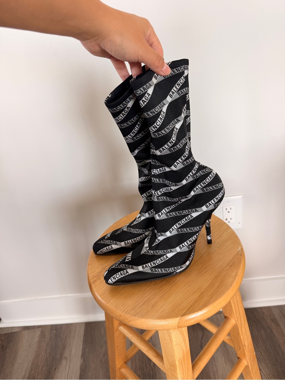 Balenciaga logo Boots 11cm - New; Never worn outside